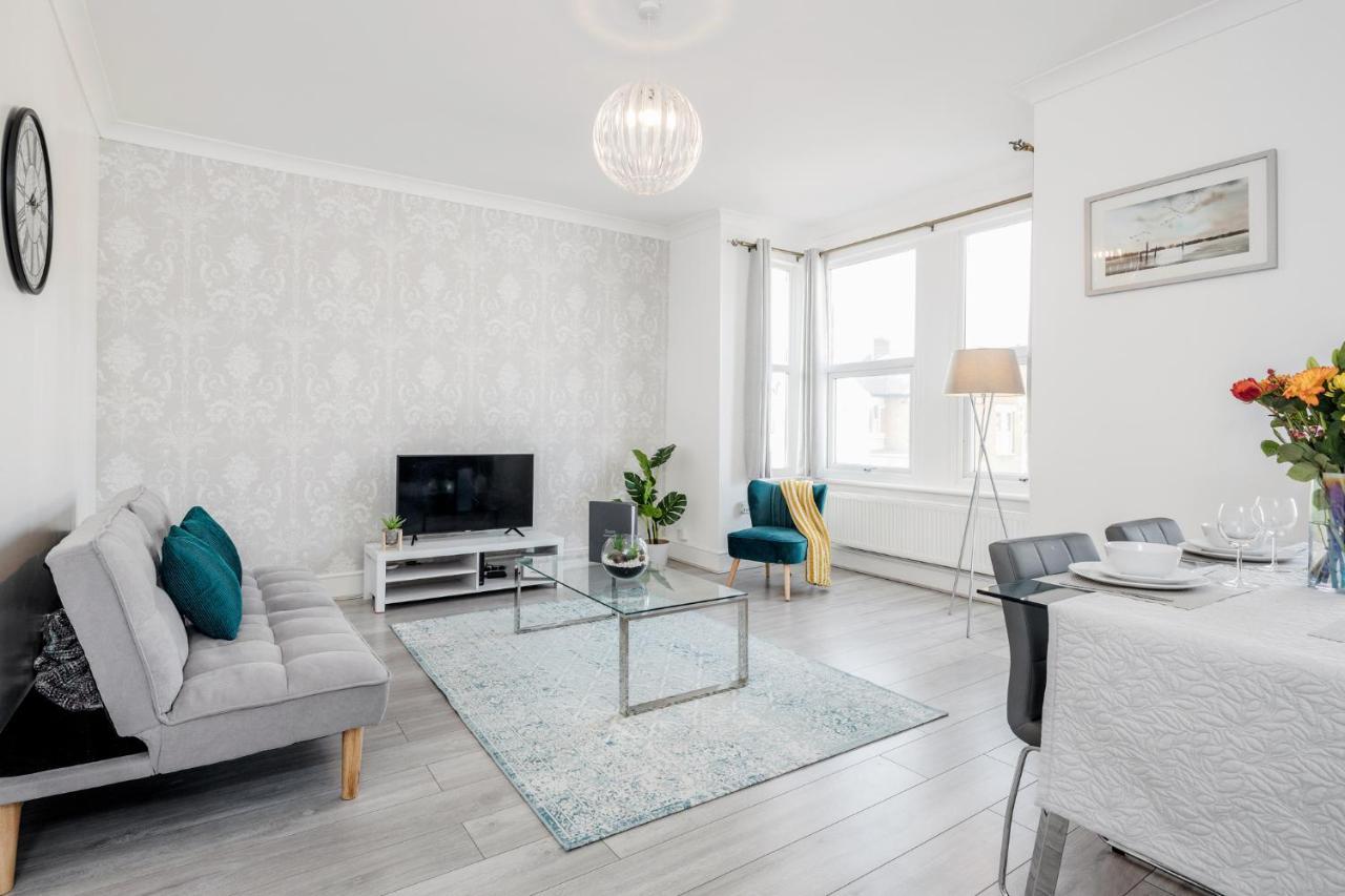 Business & Leisure 2 Bedroom & Parking By Damask Homes Ilford Exterior foto