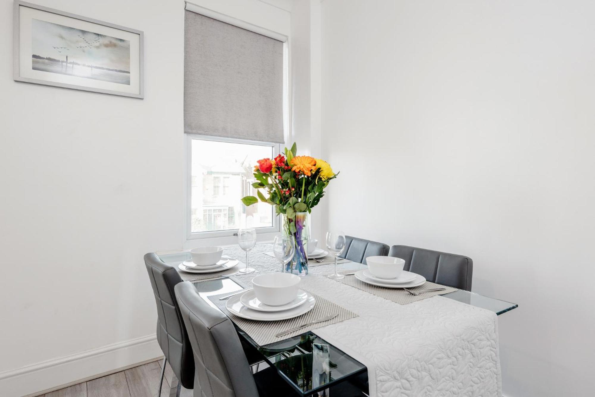 Business & Leisure 2 Bedroom & Parking By Damask Homes Ilford Exterior foto