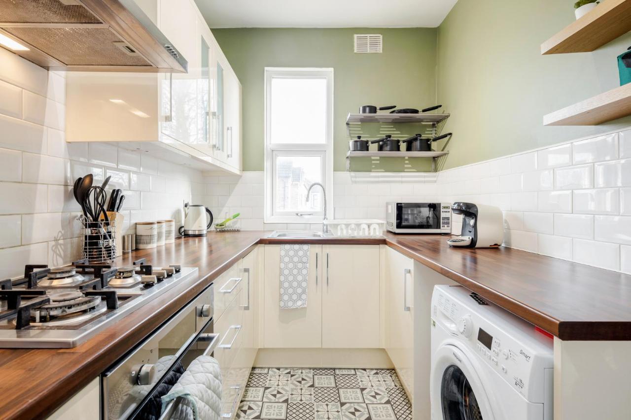 Business & Leisure 2 Bedroom & Parking By Damask Homes Ilford Exterior foto