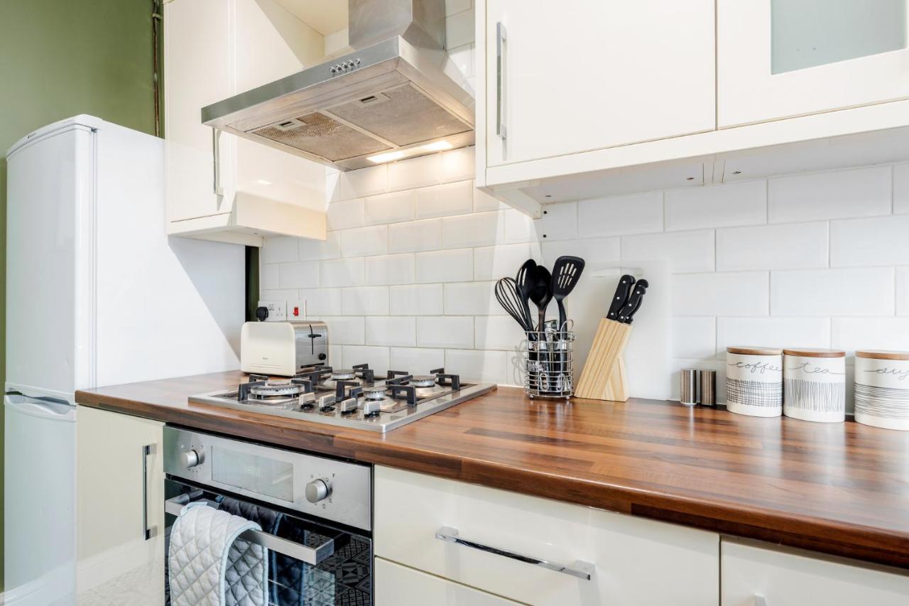 Business & Leisure 2 Bedroom & Parking By Damask Homes Ilford Exterior foto